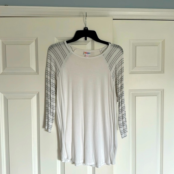 LuLaRoe Randy - Picture 1 of 3